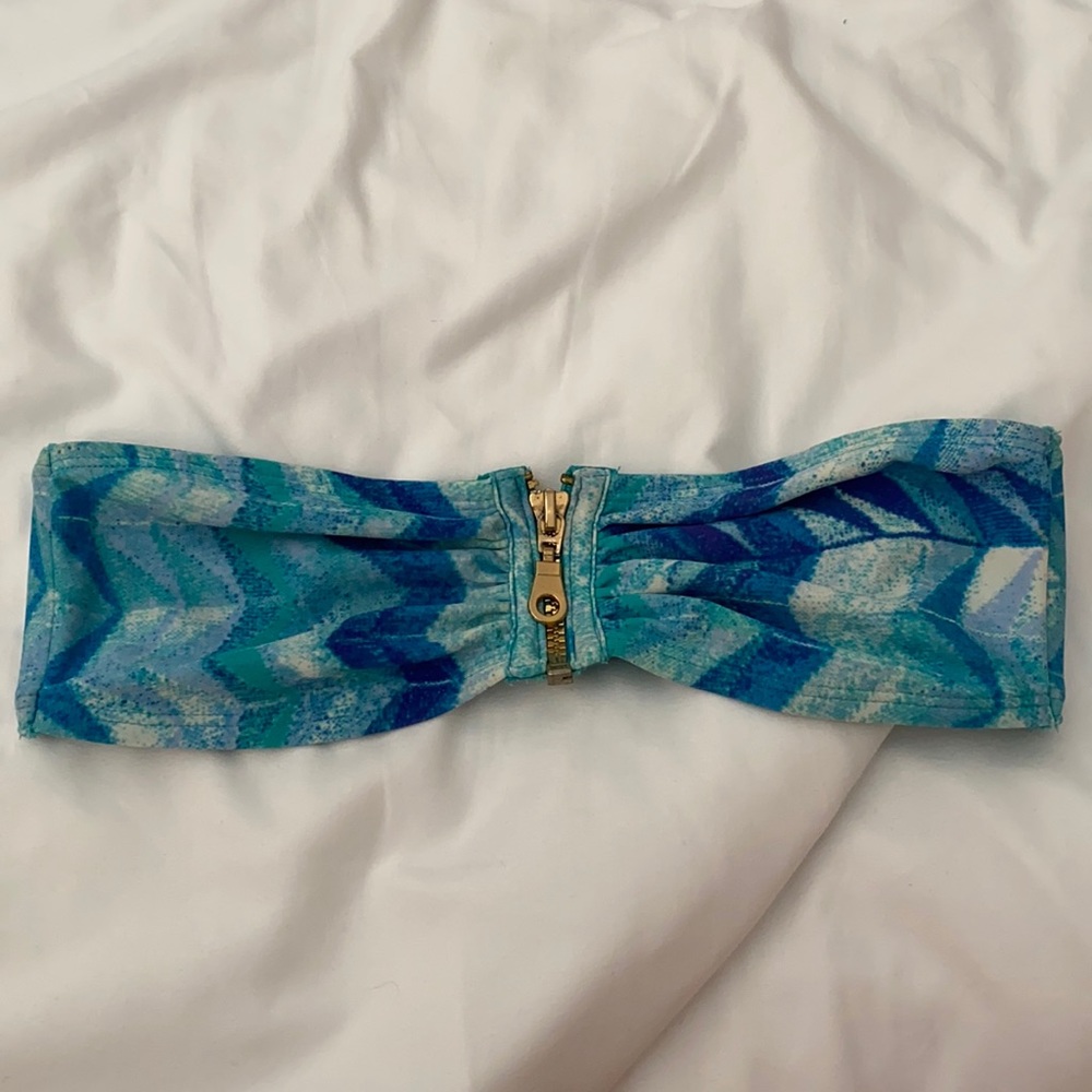 H&M Women’s Blue Zipper Bikini Top in Size 6